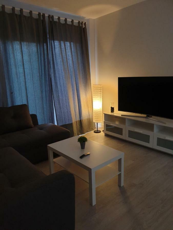 Piso Pedregalejo Daire Málaga Dış mekan fotoğraf